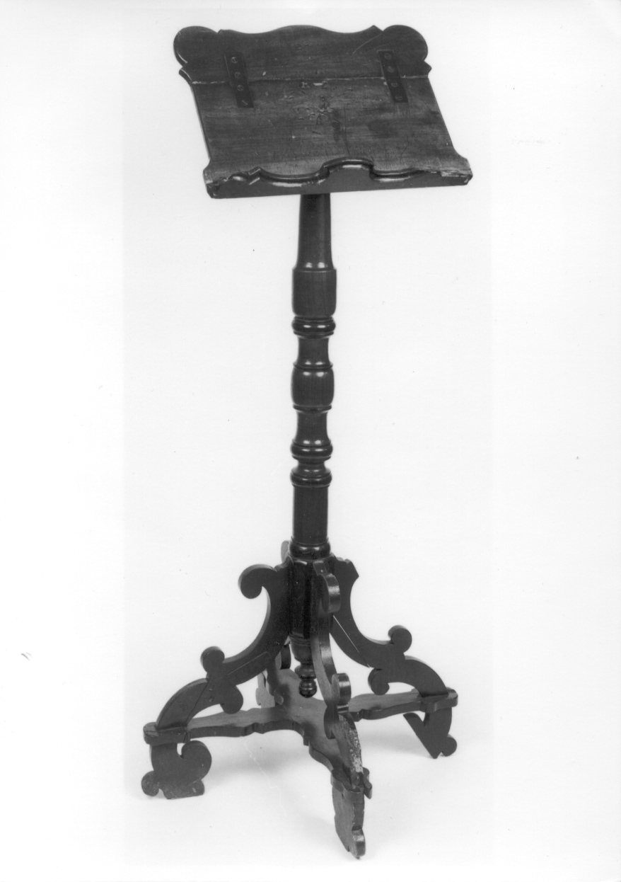 leggio a fusto - ambito della Valsesia (seconda metà sec. XVIII)