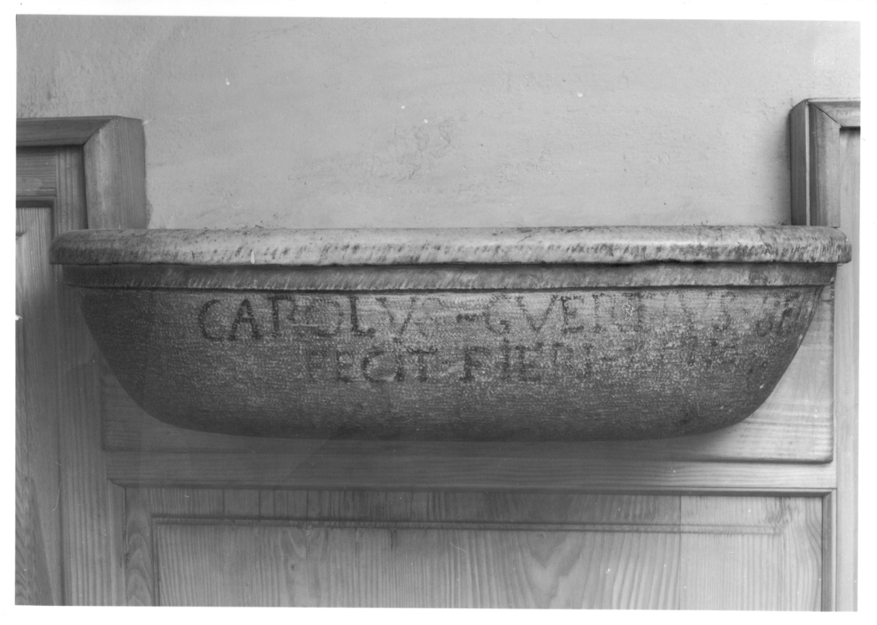 acquasantiera da parete, opera isolata - ambito piemontese (primo quarto sec. XVIII)