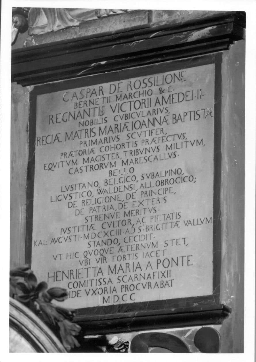 lapide commemorativa, opera isolata - produzione piemontese (inizio sec. XVIII)