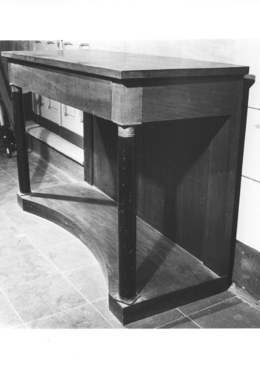 console, opera isolata - bottega piemontese (prima metà sec. XIX)