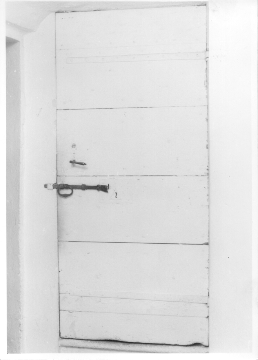 porta - ad un battente, opera isolata - ambito vercellese (primo quarto sec. XVIII)