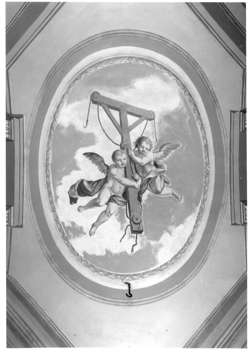 angioletti con simboli della Passione: croce (dipinto, elemento d'insieme) - ambito della Valsesia (primo quarto sec. XX)