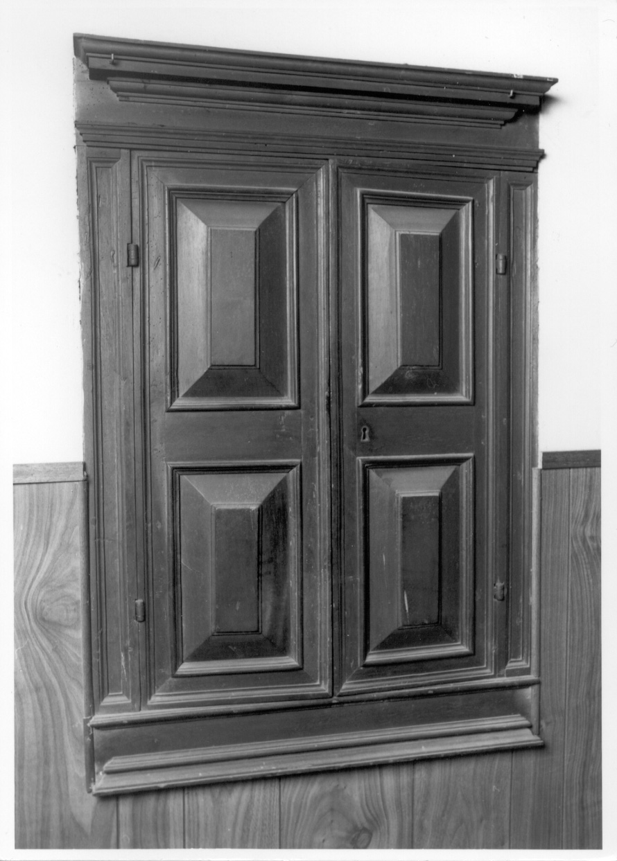 armadio - a muro, opera isolata - ambito della Valsesia (secondo quarto sec. XIX)