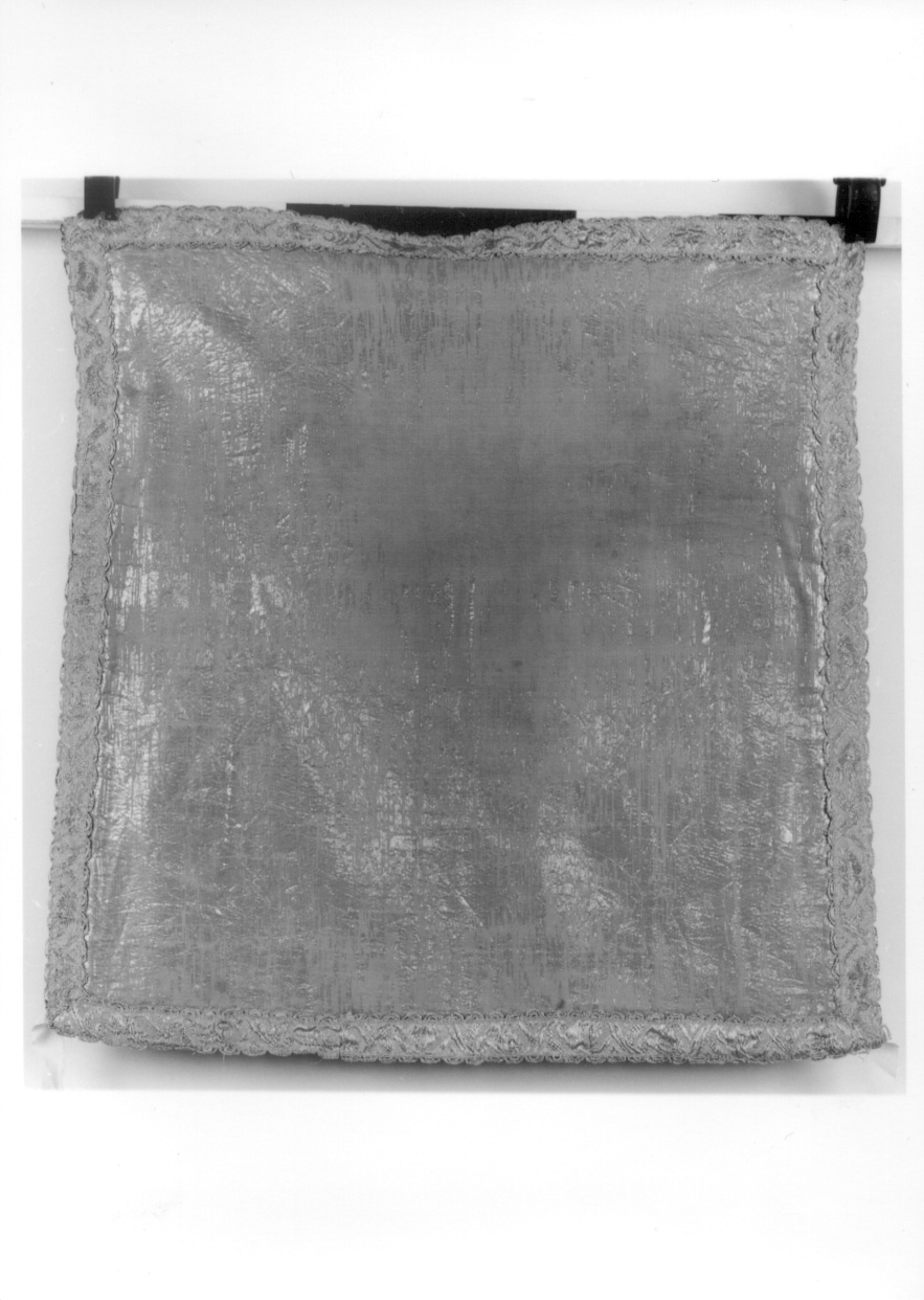 conopeo di tabernacolo, elemento d'insieme - manifattura italiana (seconda metà sec. XVIII)