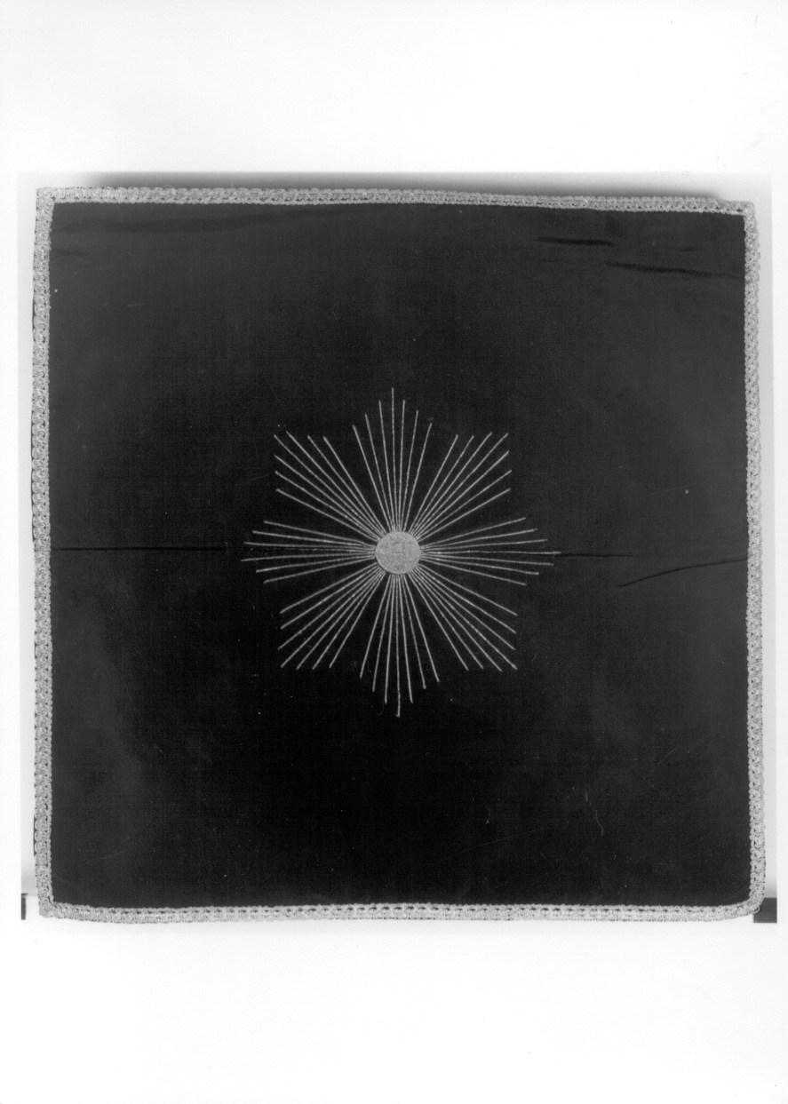 velo di calice, elemento d'insieme di Cardani Giuseppe Ditta (metà sec. XX)