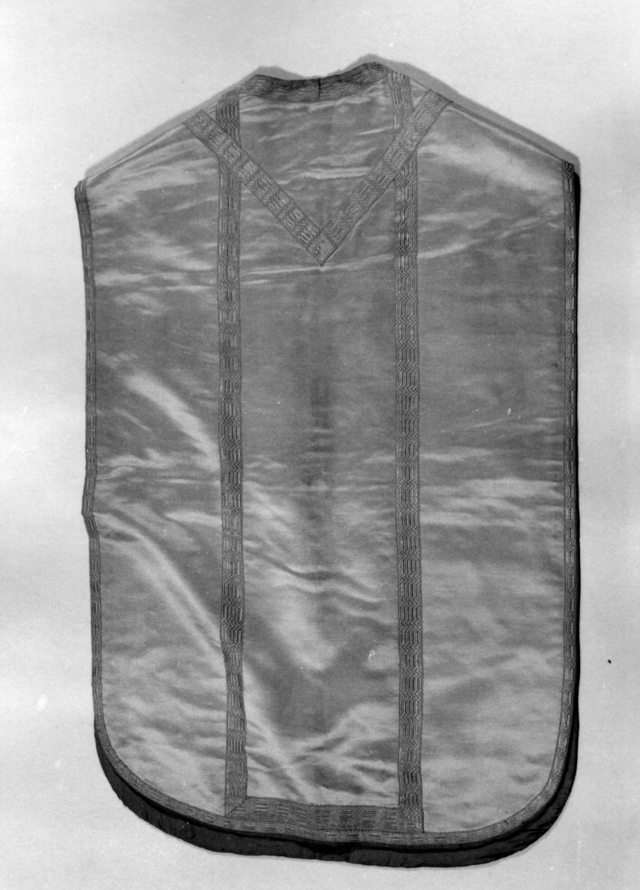 paramento liturgico, insieme - manifattura italiana (secondo quarto sec. XX)