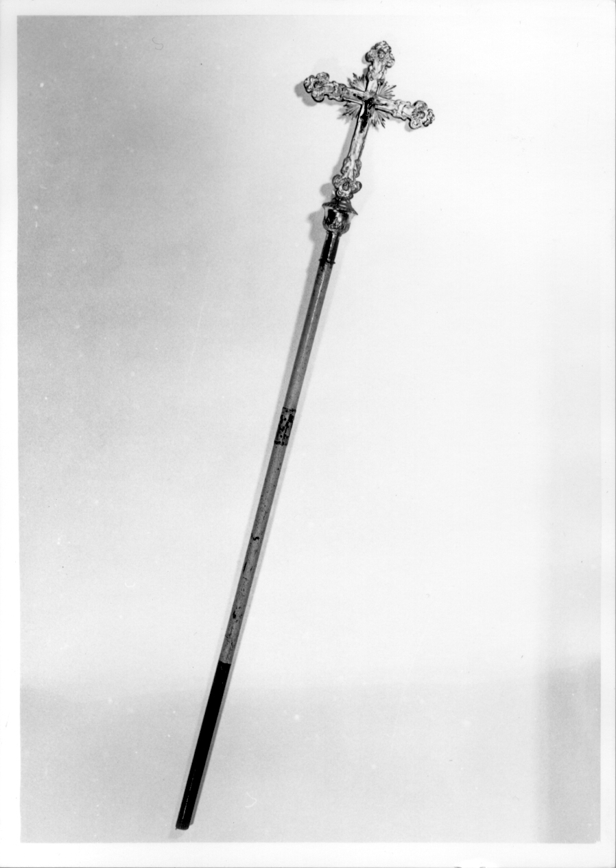 Cristo crocifisso dolente (croce processionale, opera isolata) - ambito lombardo (seconda metà sec. XVII)