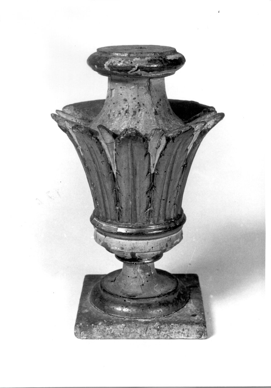 vaso d'altare per composizione floreale, serie - ambito ligure-piemontese (prima metà sec. XIX)