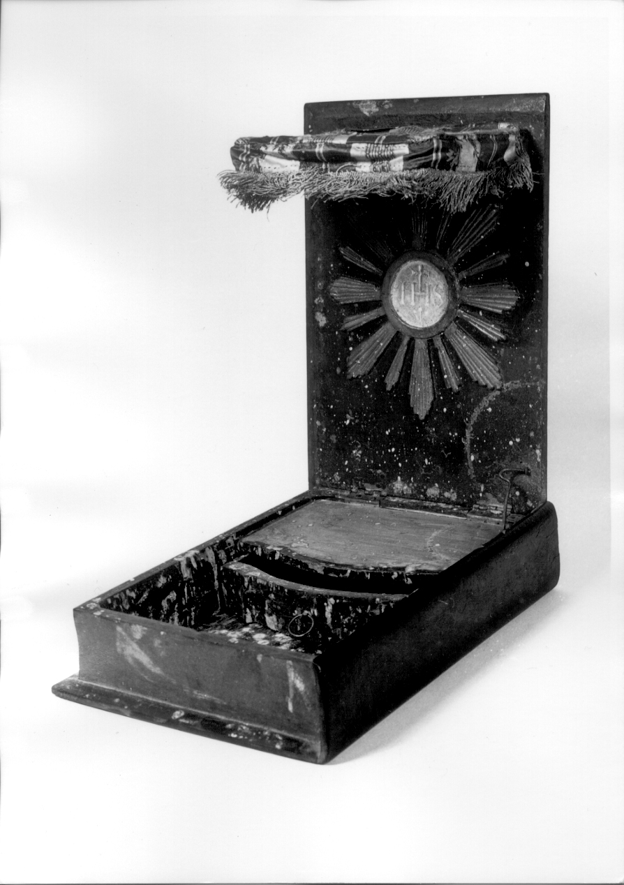 monogramma cristologico (altare portatile, opera isolata) - ambito ligure-piemontese (ultimo quarto sec. XVIII)