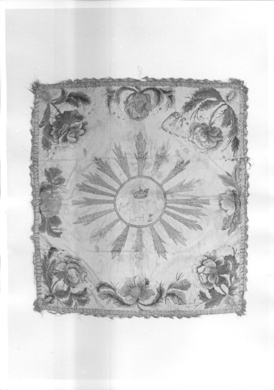 monogramma cristologico (velo di calice, opera isolata) - manifattura italiana (fine/inizio secc. XVII/ XVIII)