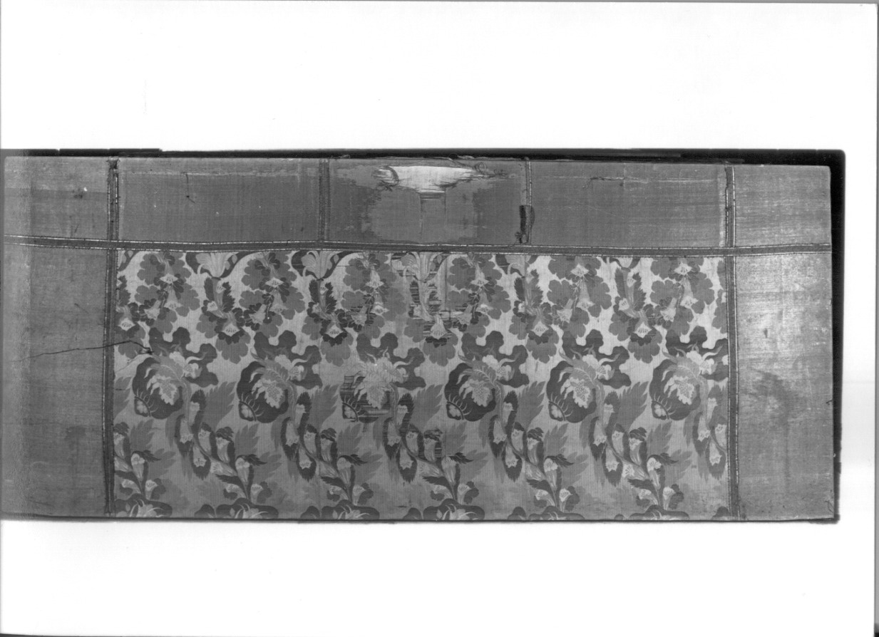 paliotto, opera isolata - manifattura italiana (primo quarto sec. XVIII)