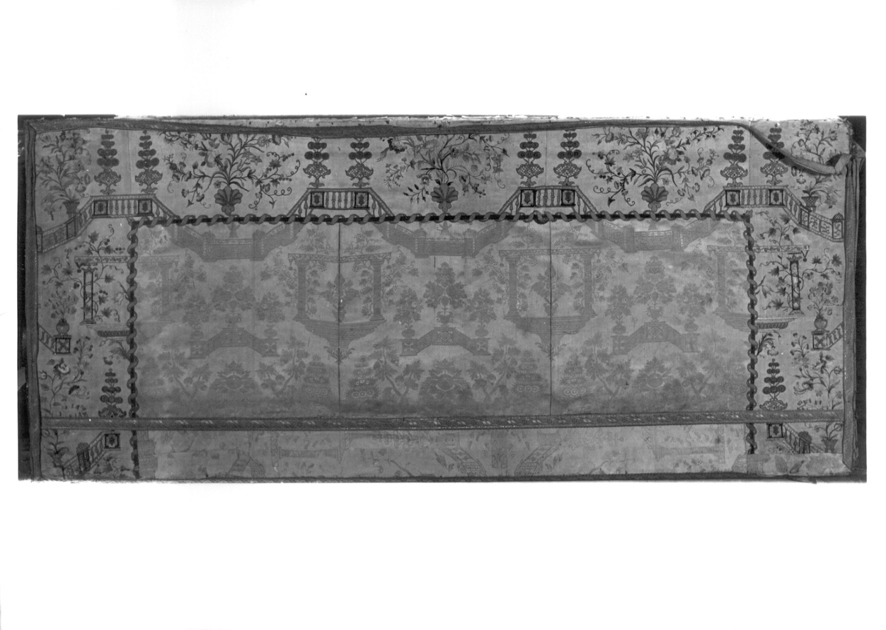 paliotto, opera isolata - manifattura italiana (secondo quarto sec. XVIII)