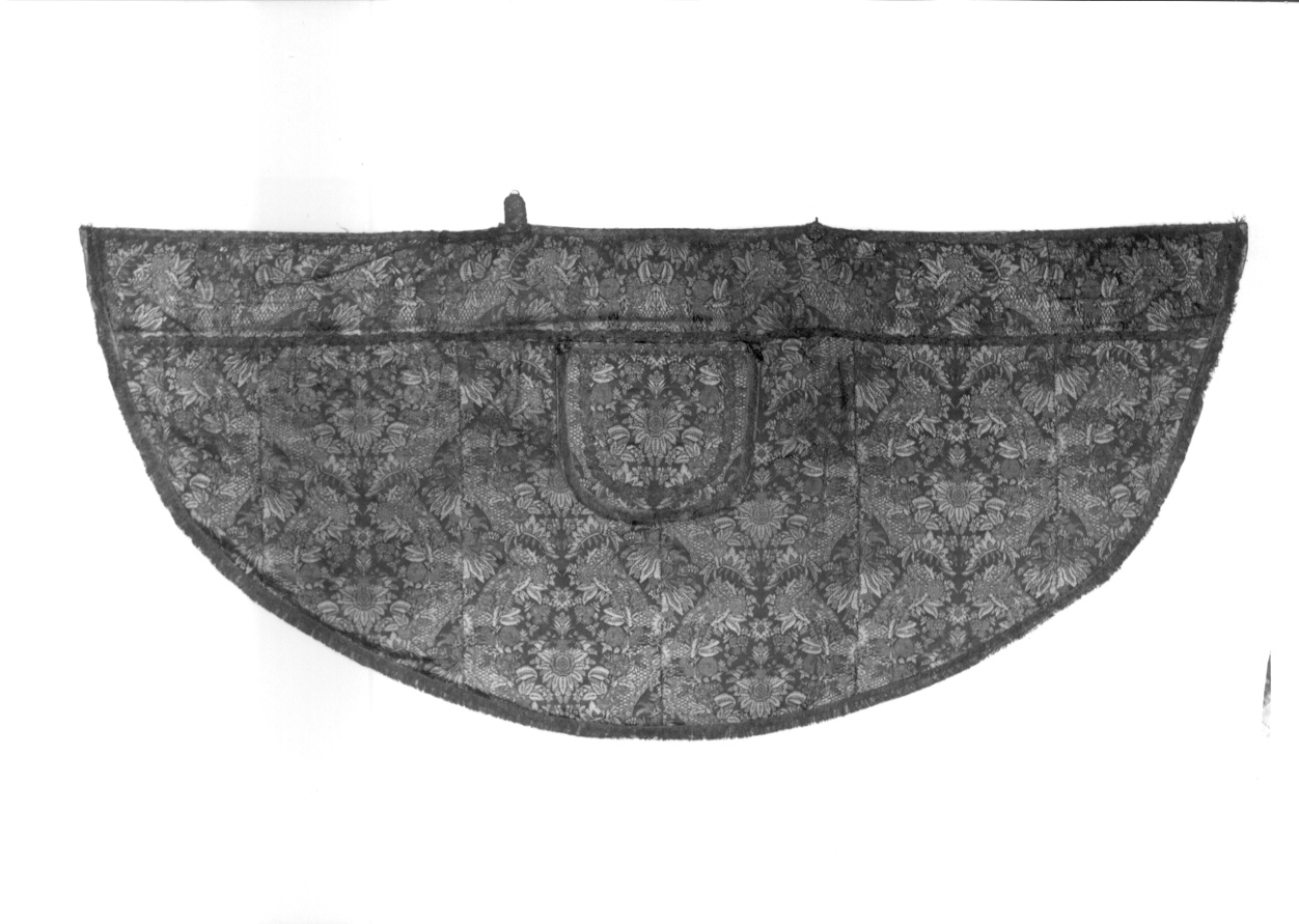 paramento liturgico, insieme - manifattura italiana, manifattura francese (primo quarto sec. XVIII)