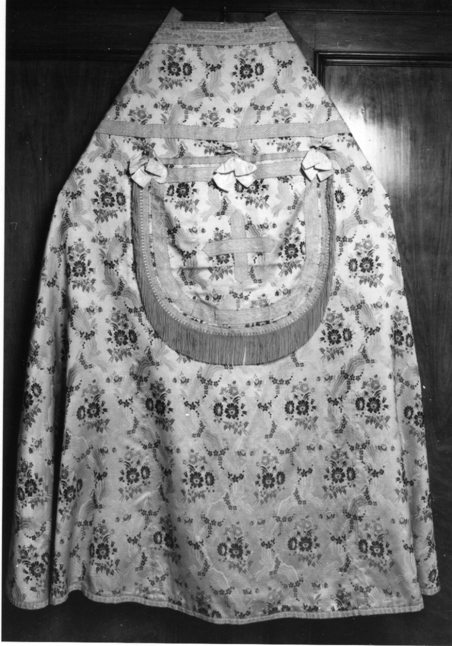 piviale, opera isolata - manifattura ligure (prima metà sec. XIX)