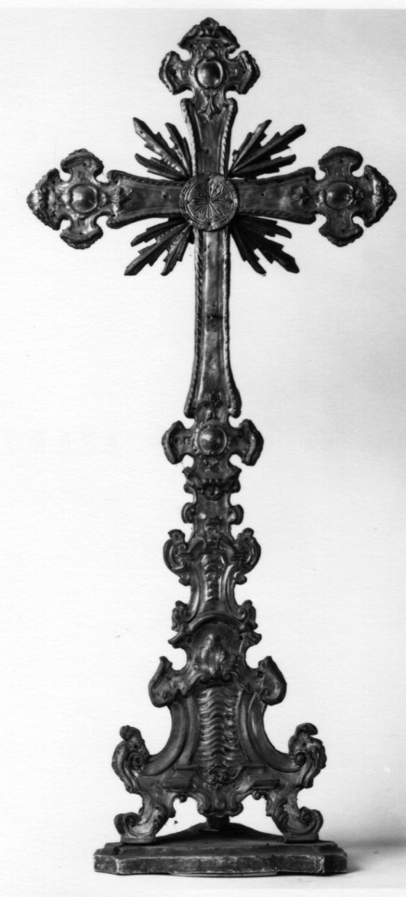 croce d'altare, opera isolata - ambito piemontese (metà sec. XVIII)