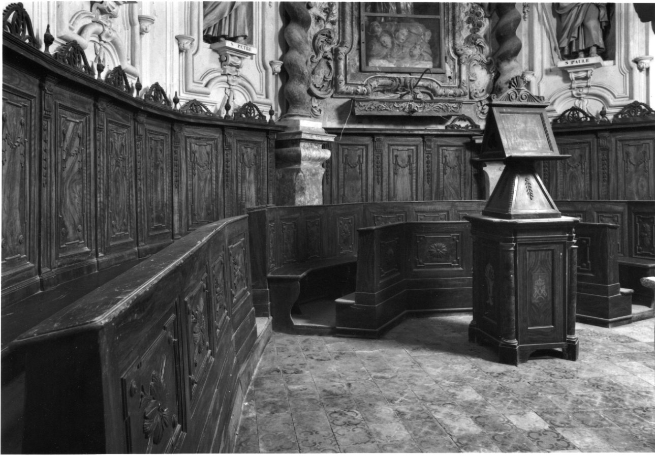 stalli del coro, opera isolata - bottega piemontese (prima metà sec. XIX)