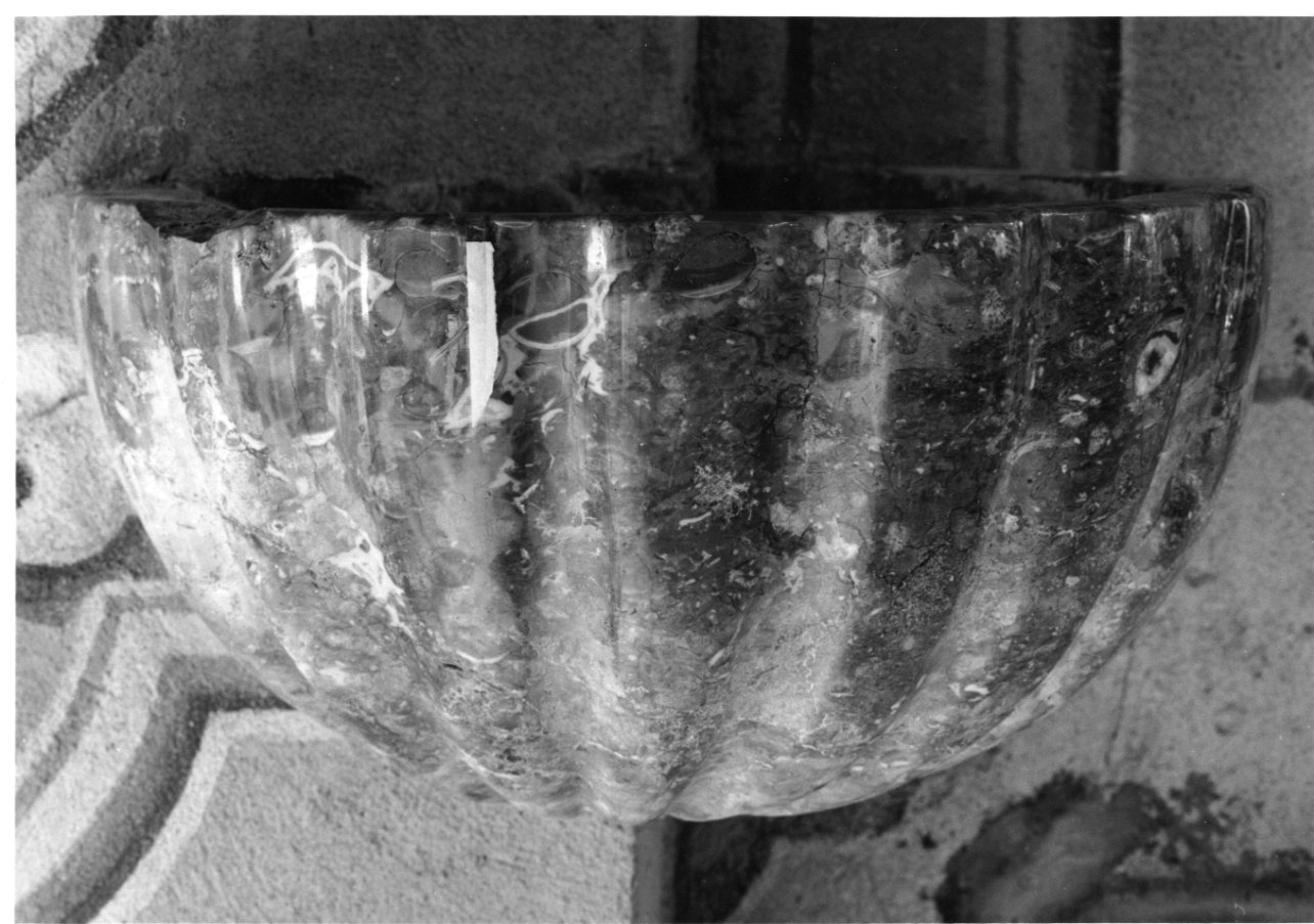 acquasantiera da parete, serie - bottega piemontese (seconda metà sec. XVIII)