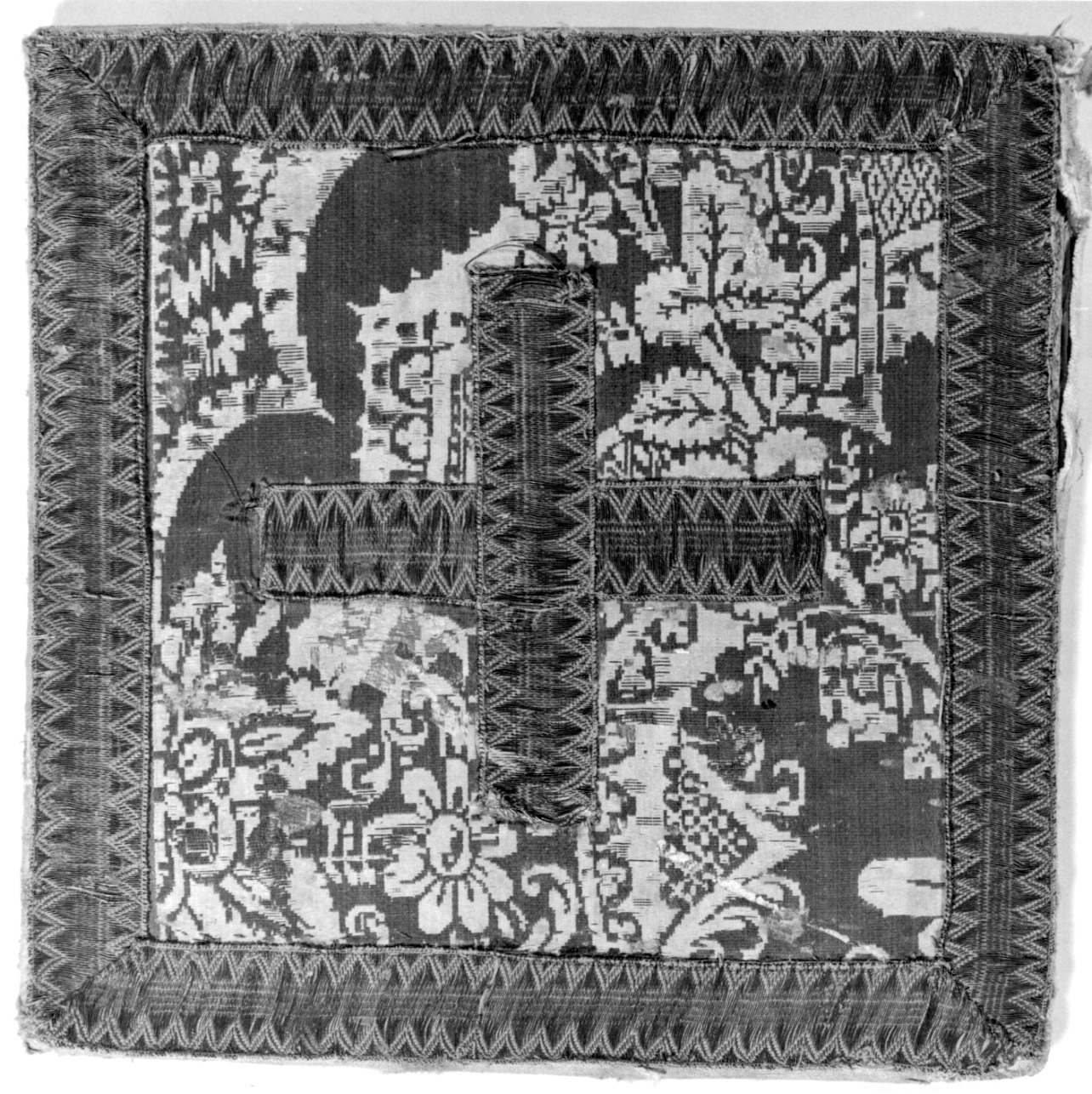 paramento liturgico, insieme - manifattura piemontese (seconda metà sec. XVII)