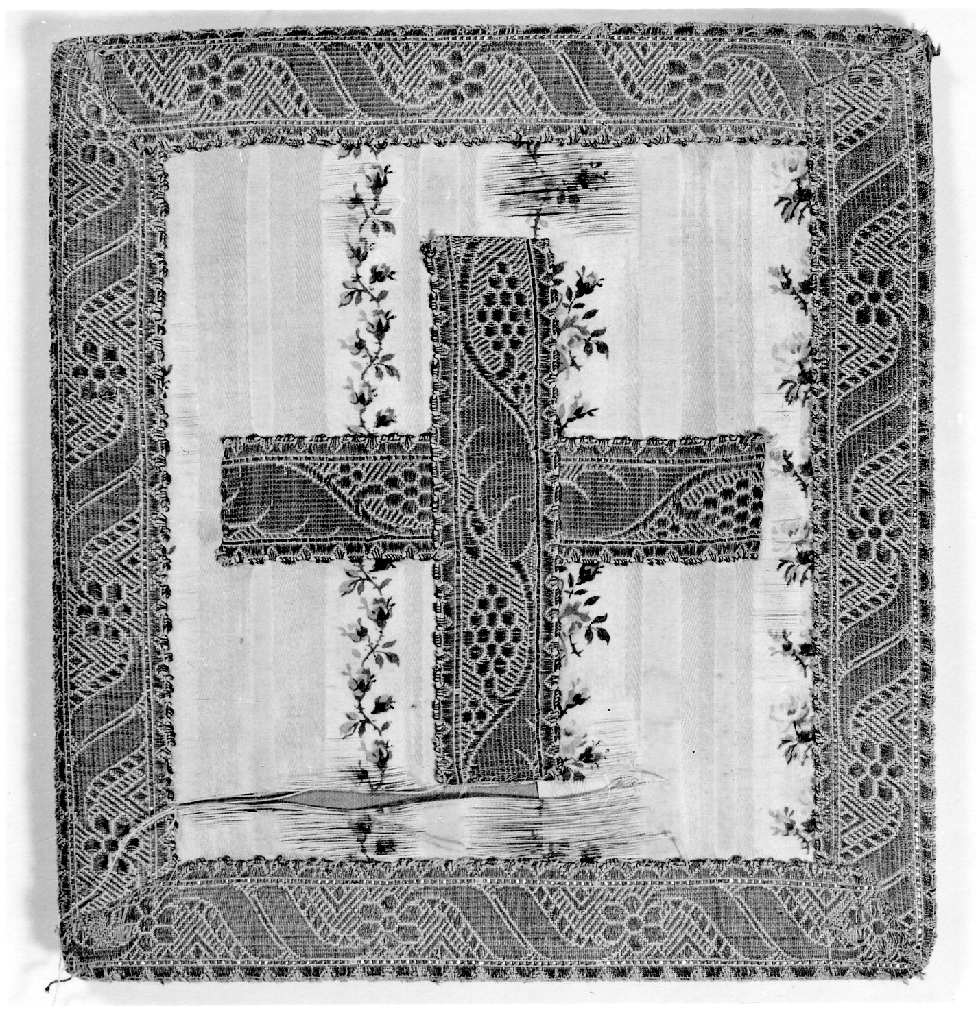 borsa del corporale, opera isolata - manifattura piemontese (ultimo quarto sec. XVIII)