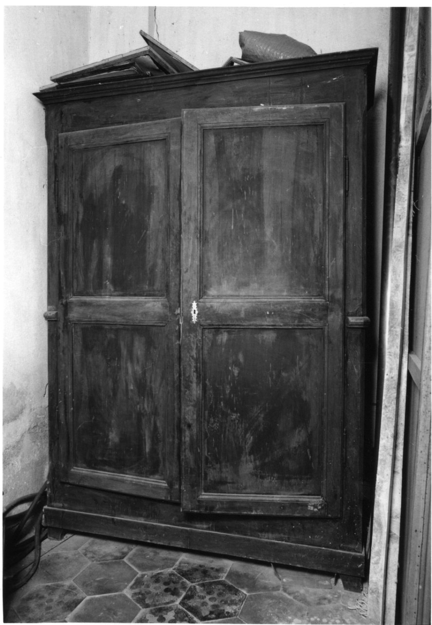 armadio, opera isolata - bottega astigiana (seconda metà sec. XIX)