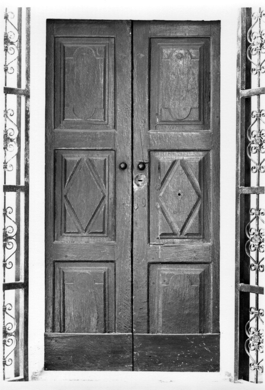 portone, opera isolata - ambito astigiano (seconda metà sec. XVII)