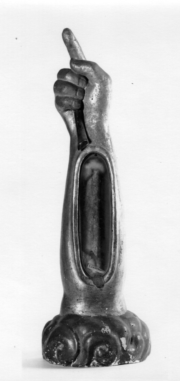 reliquiario antropomorfo - a braccio, opera isolata - bottega astigiana (seconda metà sec. XVIII)