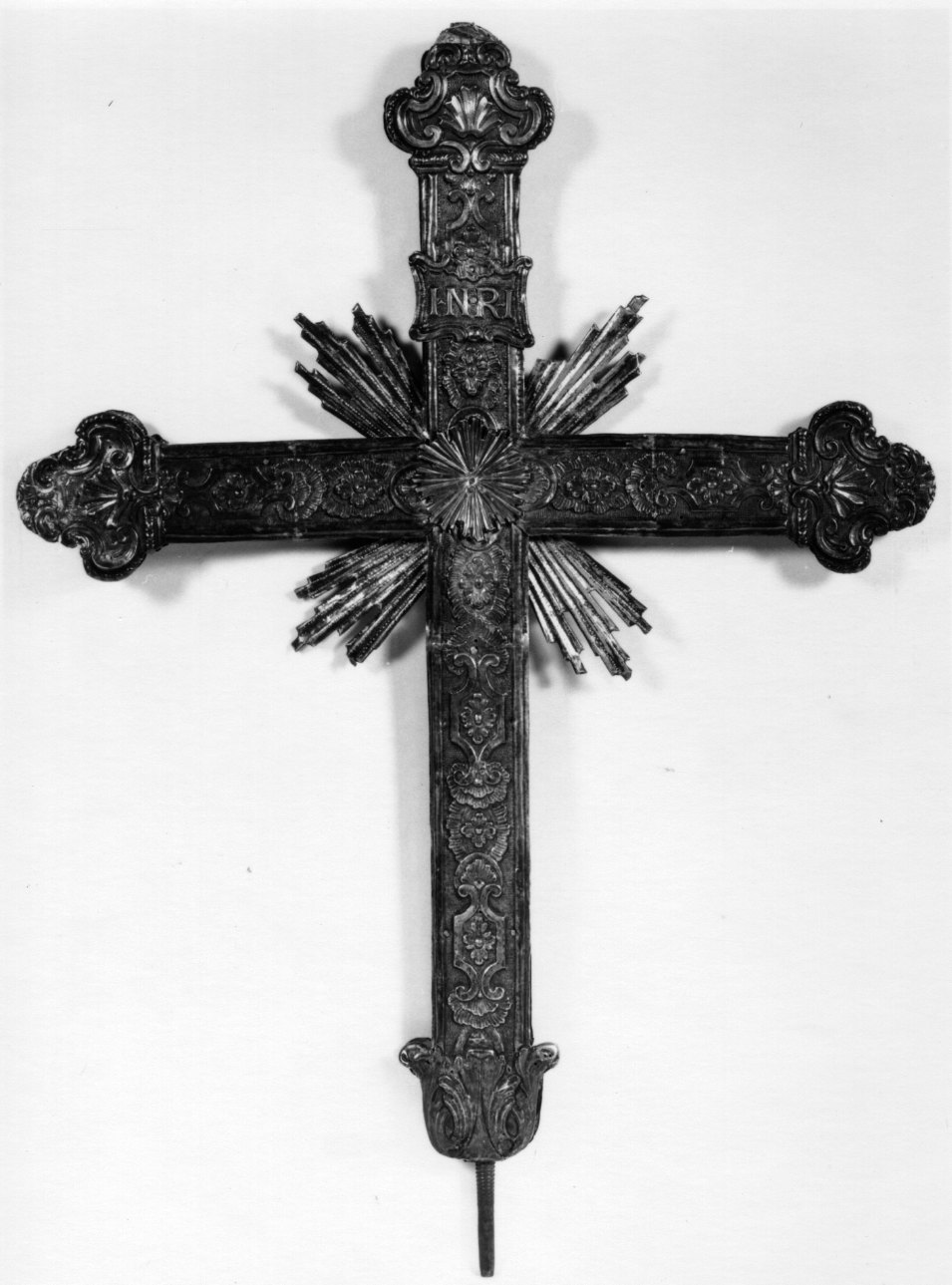 croce processionale, opera isolata - bottega piemontese (terzo quarto sec. XVIII)