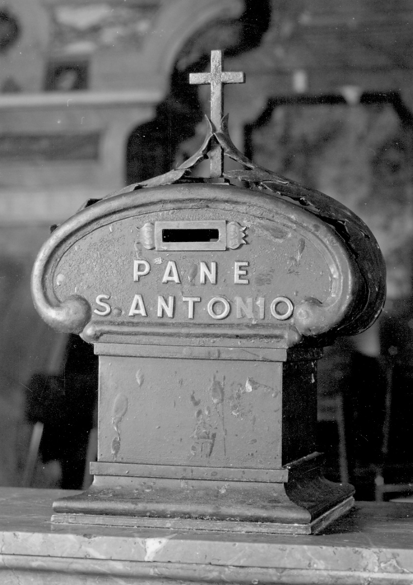 cassetta per elemosine, serie - ambito astigiano (primo quarto sec. XX)