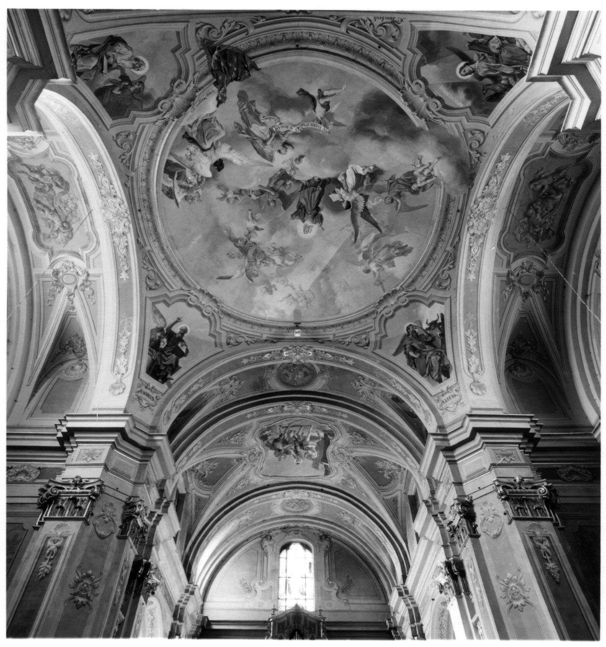 finte architetture con Santi (dipinto, ciclo) di Morgari Luigi, Lamberti Giovanni (primo quarto sec. XX)