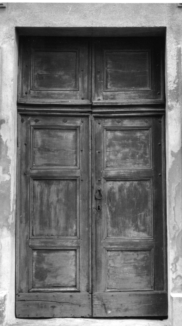 portone - a due battenti, opera isolata - bottega astigiana (seconda metà sec. XVIII)