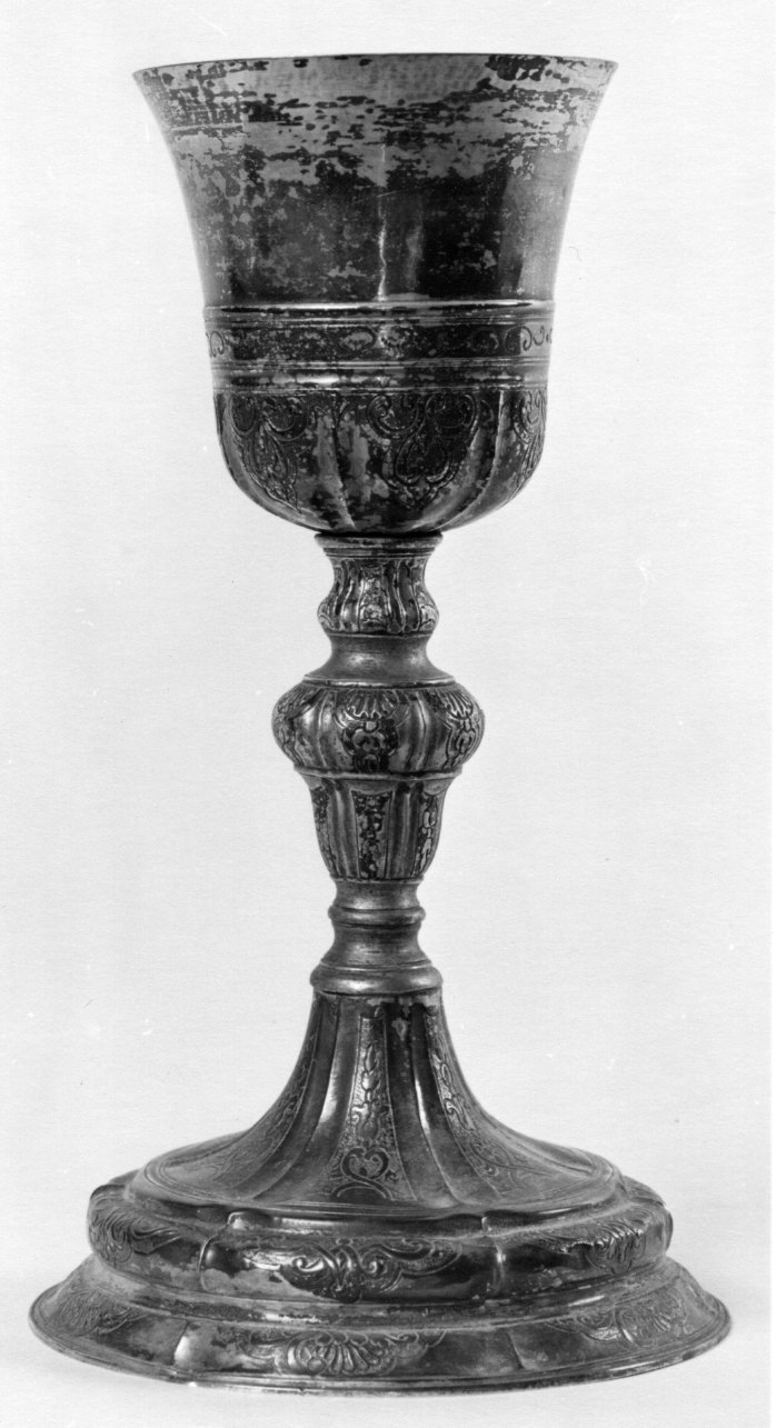 calice, opera isolata - bottega piemontese (fine/inizio secc. XVII/ XVIII)