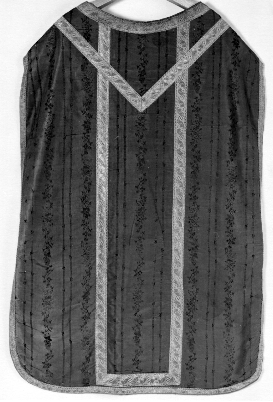 paramento liturgico, insieme - manifattura astigiana (prima metà sec. XVIII)