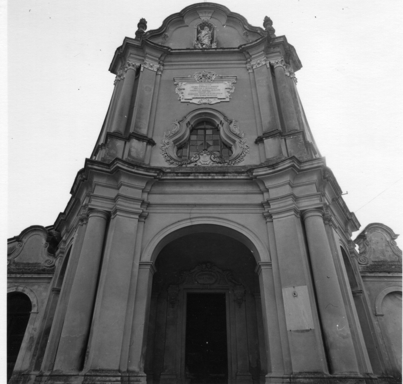 decorazione plastica, insieme - ambito astigiano (secondo quarto sec. XX)