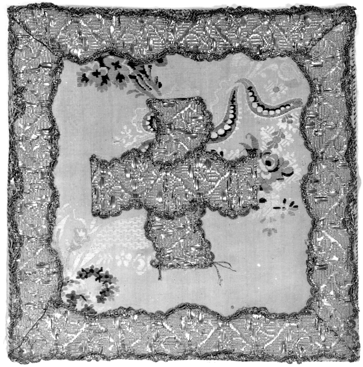 paramento liturgico, insieme - manifattura italiana (terzo quarto sec. XVIII)