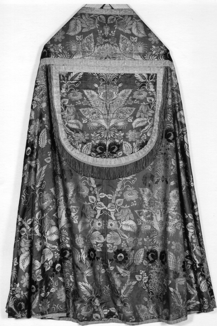 piviale, opera isolata - manifattura italiana (fine/inizio secc. XVII/ XVIII)