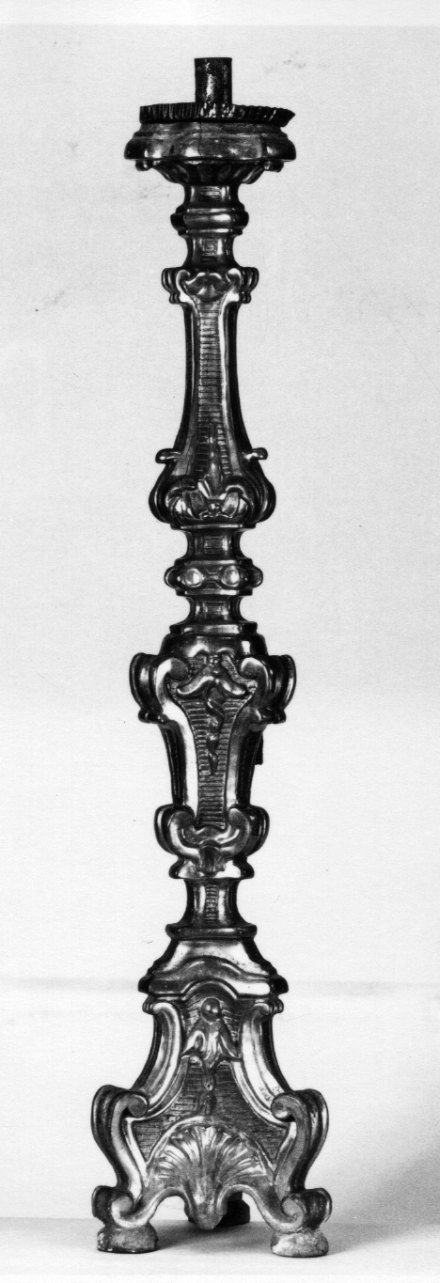 candeliere d'altare, serie - bottega piemontese (fine/inizio secc. XVIII/ XIX)