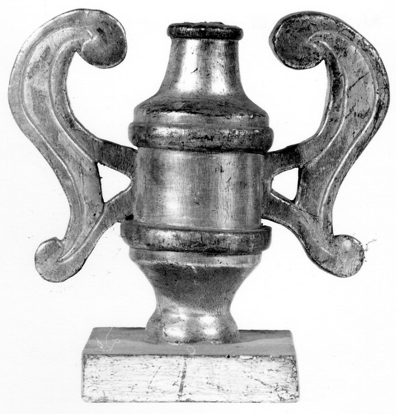 motivi decorativi geometrici (vaso d'altare, serie) - ambito piemontese (primo quarto sec. XX)