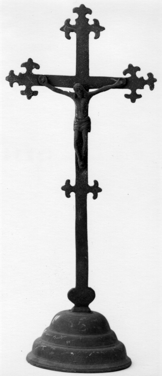 Cristo crocifisso (croce da tavolo, opera isolata) - bottega piemontese (ultimo quarto sec. XIX)