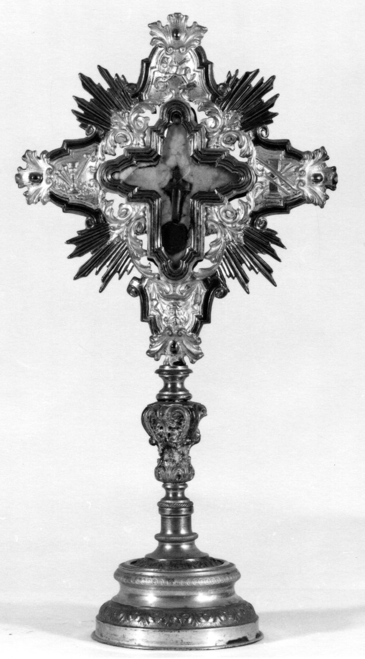 reliquiario - a croce, opera isolata - bottega ligure (fine/inizio secc. XVIII/ XIX)