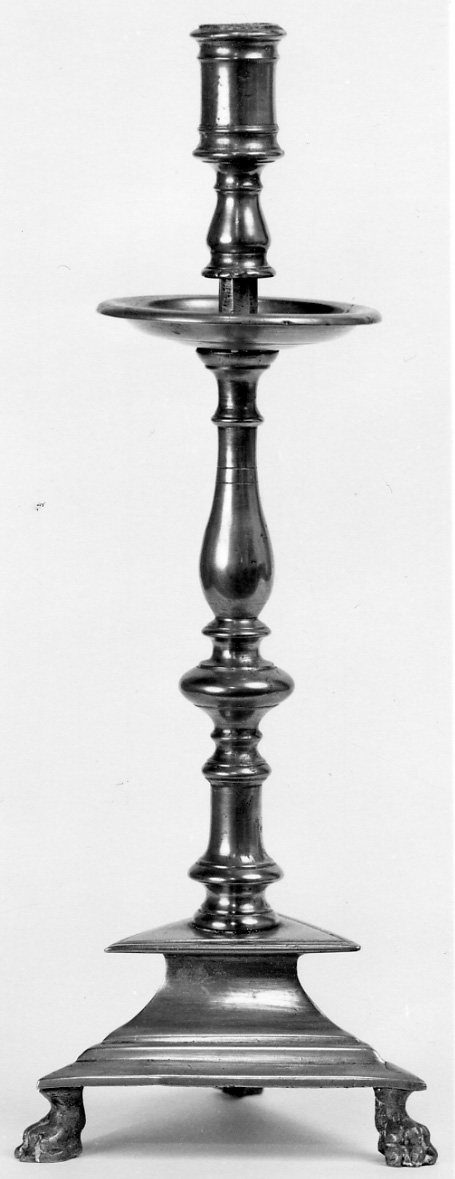 candeliere d'altare, opera isolata - bottega italiana (fine/inizio secc. XIX/ XX)