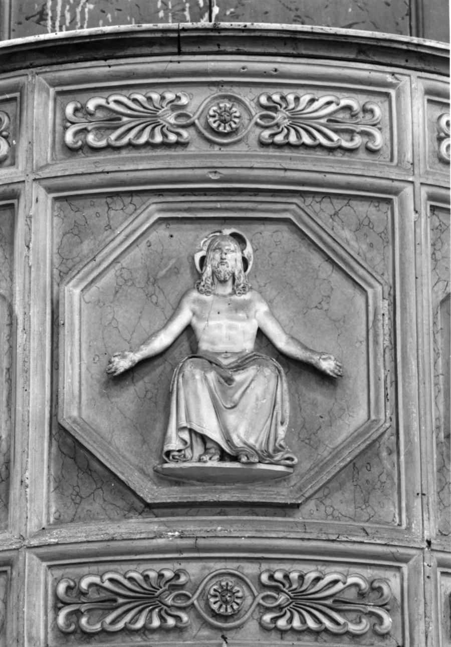 Cristo in trono (decorazione plastica) di Palagi Pelagio (cerchia) (prima metà sec. XIX)