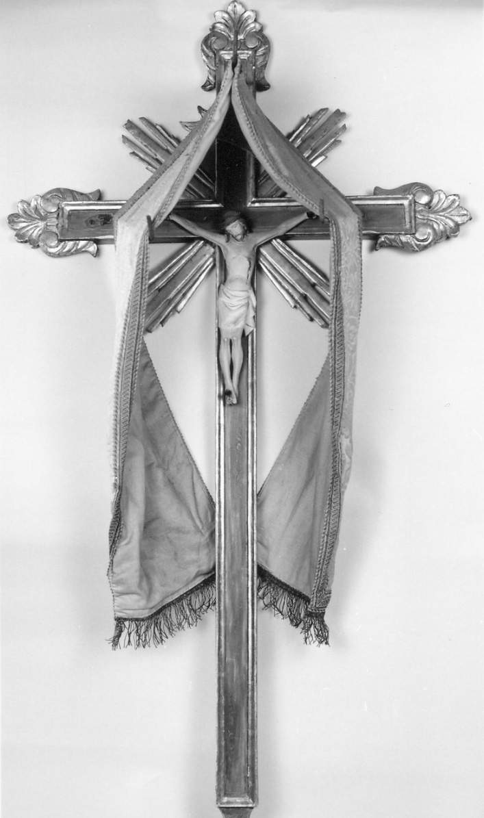 Cristo crocifisso (croce processionale, opera isolata) - bottega piemontese (fine/inizio secc. XIX/ XX)