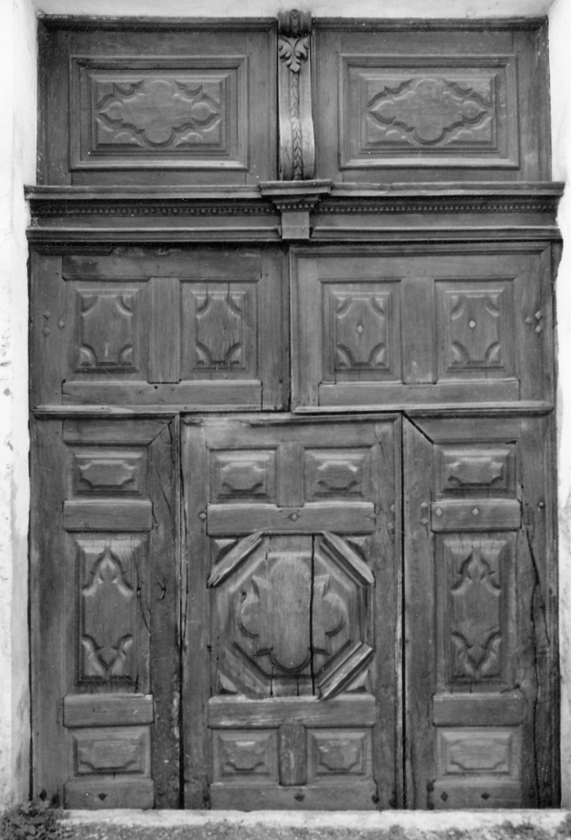 portone, opera isolata - bottega piemontese (seconda metà sec. XVII)