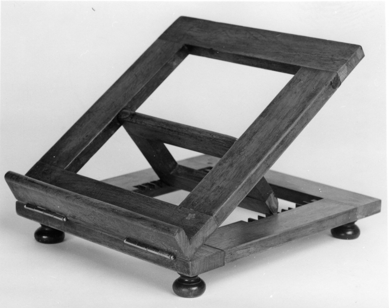 leggio d'altare, opera isolata - bottega piemontese (primo quarto sec. XX)