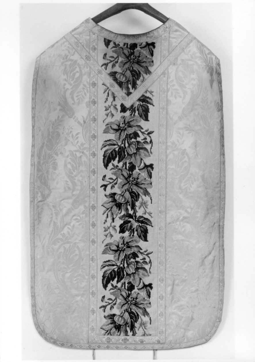 motivi decorativi floreali (pianeta, opera isolata) - manifattura italiana (metà sec. XX)