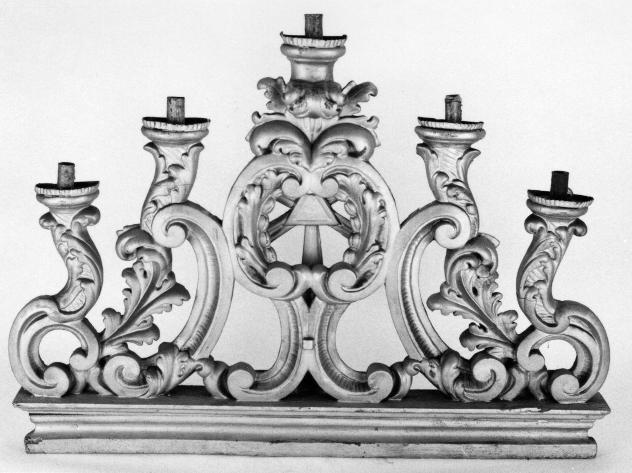 candelabro, opera isolata - bottega piemontese (ultimo quarto sec. XVIII)