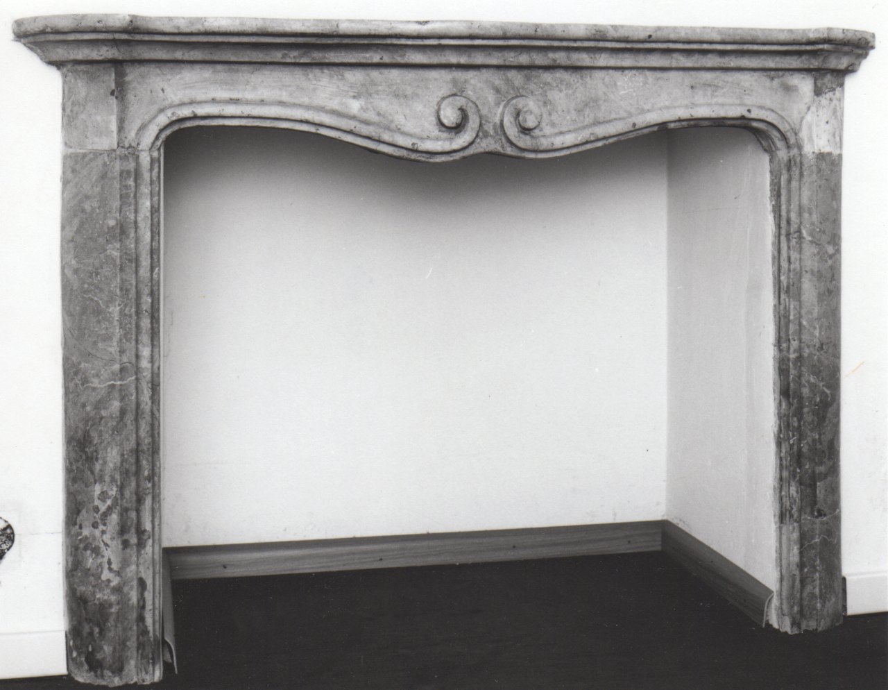 mostra di camino - bottega piemontese (seconda metà sec. XVIII)