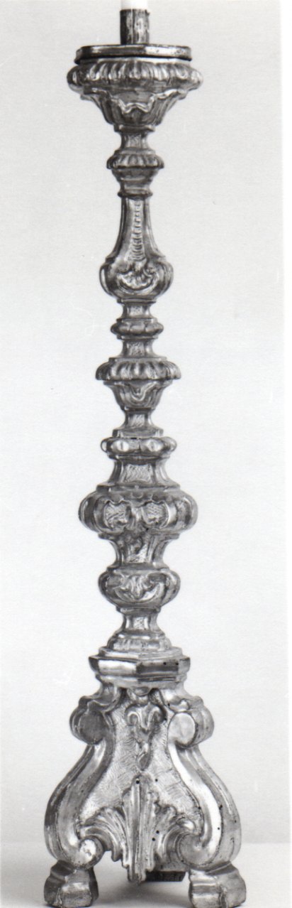 candeliere, opera isolata - bottega piemontese (secondo quarto sec. XVIII)