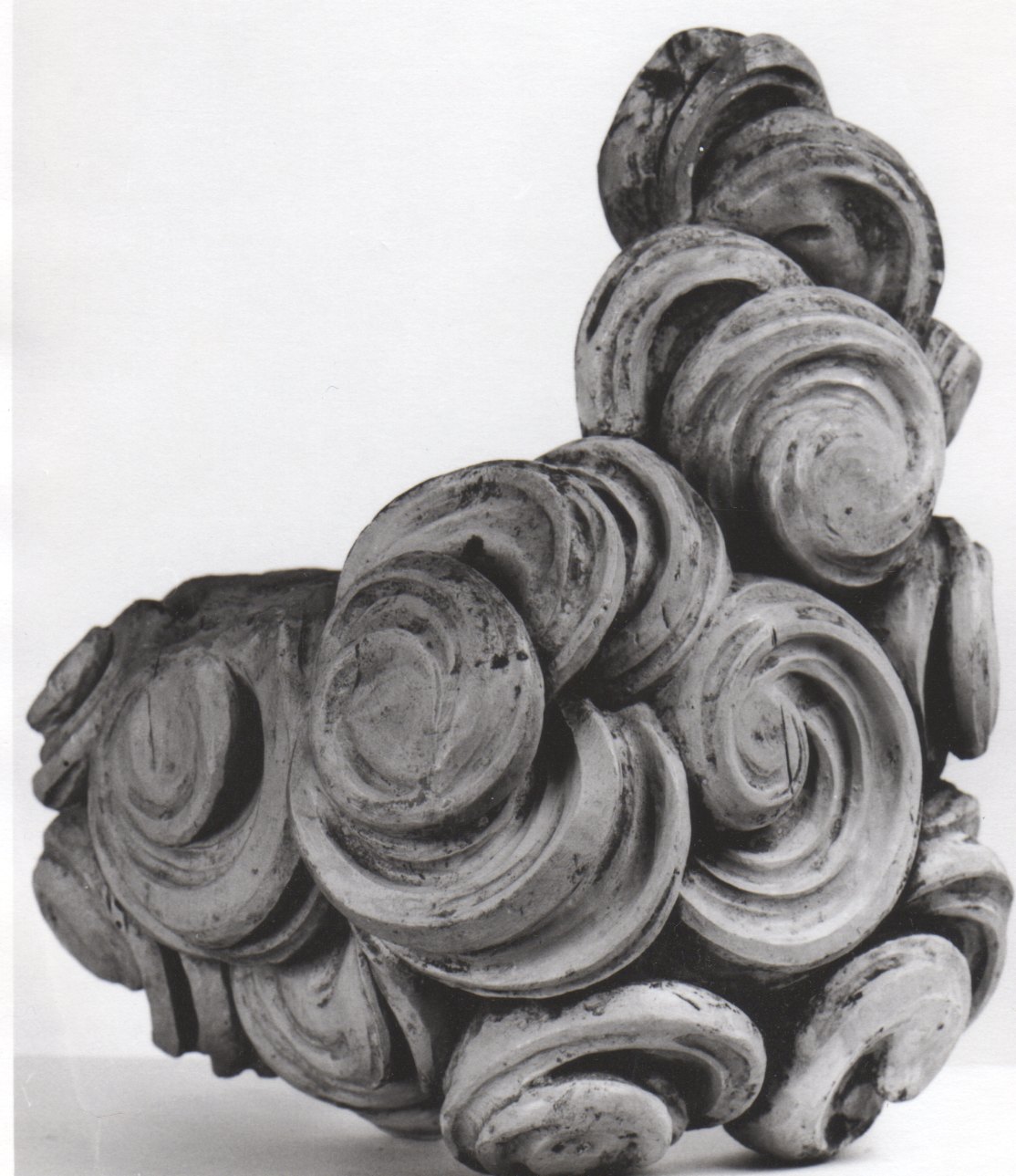 base di scultura, frammento - bottega piemontese (prima metà sec. XIX)