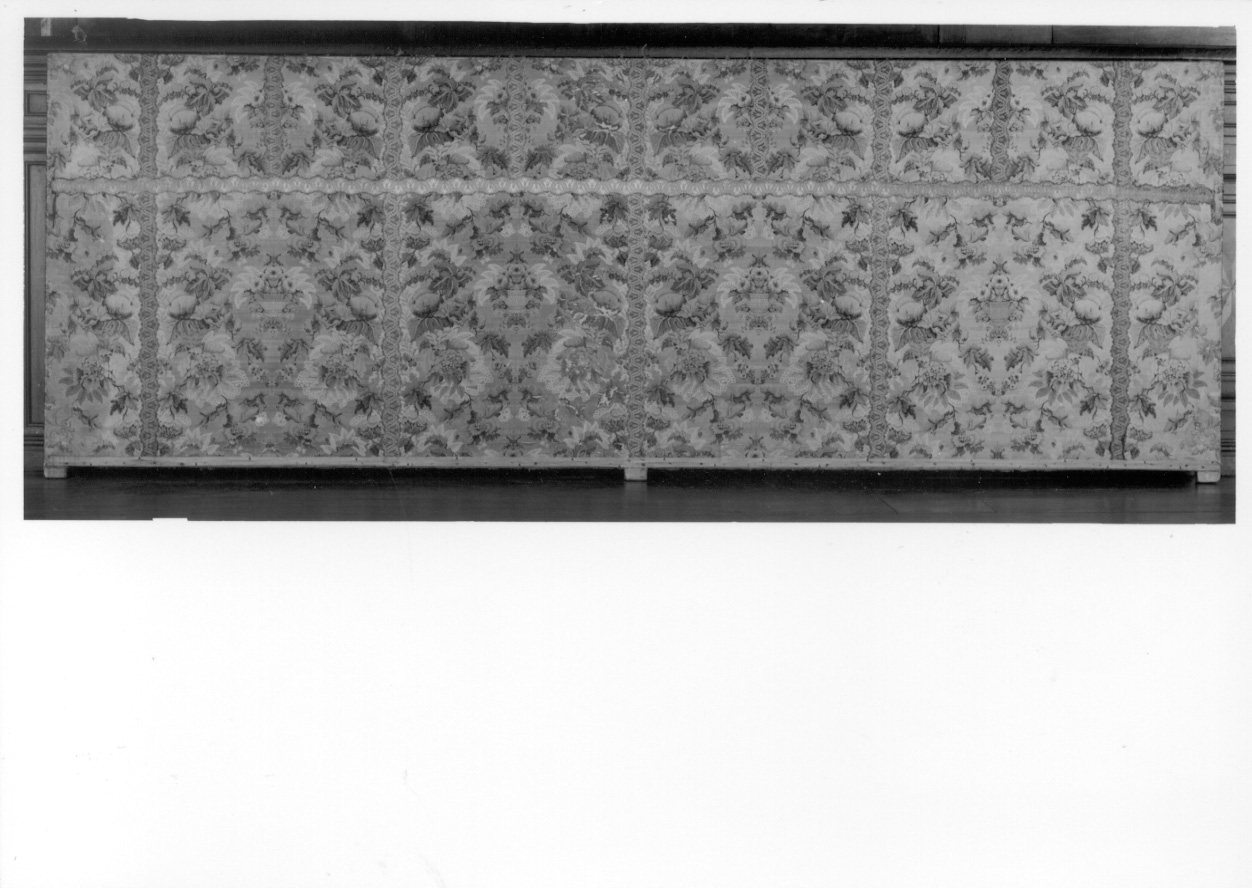 paliotto, serie - manifattura francese (secondo quarto sec. XVIII)